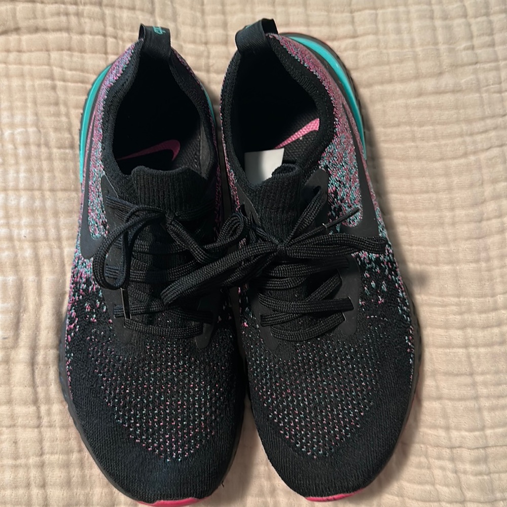 Nike epic react mens sneakers size 8